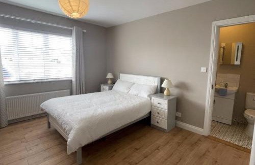 Bundoran House | 5 The Links - Tullan Strand
