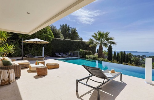 Hyeres Villa | 5* villa with breathtaking views of the Giens peninsula