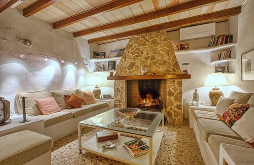 Santa Maria del Cami Bed & Breakfast | 5* wellness chalet near Palma de Mallorca