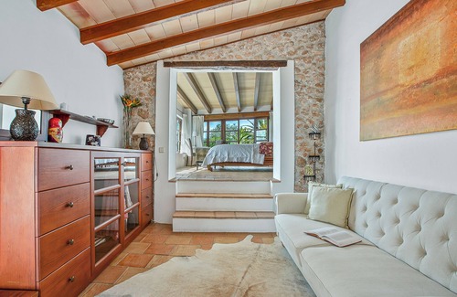 Santa Maria del Cami Bed & Breakfast | 5* wellness chalet near Palma de Mallorca