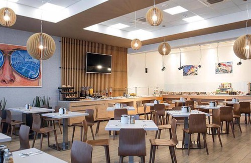 Jicin Hotel | 50 m² Hotel ∙ 8 guests