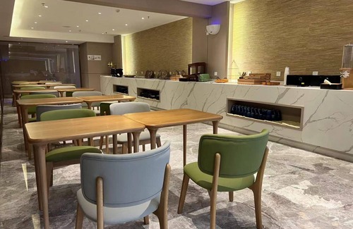 Han Yang Hotel | 50 m² Hotel ∙ 2 guests