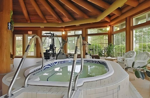 Regional District of Nanaimo House | 50 m² Motel ∙ 6 guests