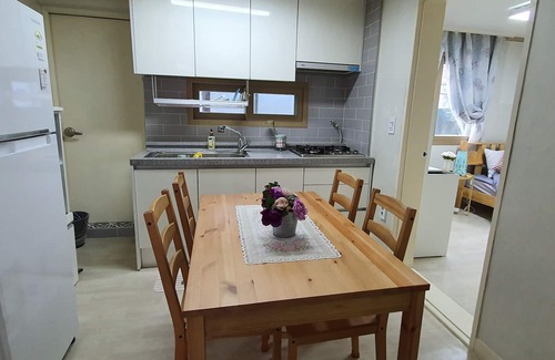 Wonhyoro-dong Apartment | 50 meters from 2 subway lines in the right center of Seoul