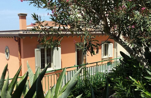Gioiosa Marea Cottage | 50 METERS FROM THE SEA IN FRONT SANDY BEACH-NICE SINGLE HOUSE IDEAL FOR FAMILIES