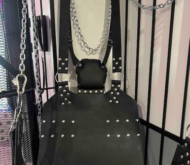 Souppes-sur-Loing Apartment | 50 nuances de gris - BDSM - Loveroom