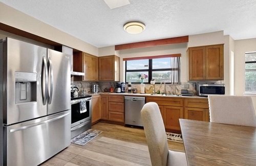 S Y Jackson House | 50% off ABQ foothills Hidden Gem