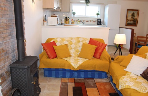 Almocageme Cottage | 500 m from the beach, for your family, your children and your pets.
