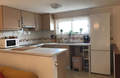 Almocageme Cottage | 500 m from the beach, for your family, your children and your pets.