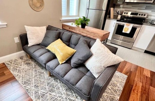 Logan Square Apartment | 501 Cozy and Comfy 1BR apartment in center citynn
