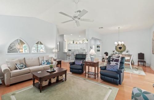 Caroline House | 501 Z3b VILLAGE OF CAROLINE by REMAX Premier