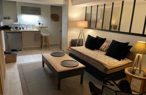 Centre Ville Apartment | 50m from Amiens cathedral, apartment with garage in the center of town