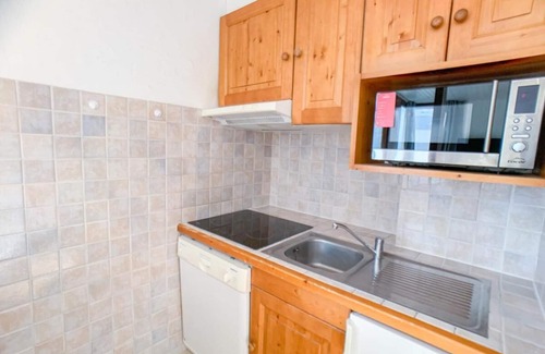 Le Lavachet Apartment | 50m from shops, 4th floor, view mountain, balcony, tv, ski locker, 24m², Tignes