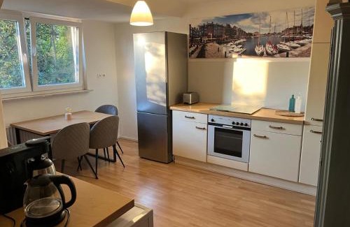 Wiemelhausen Apartment | 50qm Dachgeschoss Wohnung zentral in Bochum Ehrenfeld - Friederika I