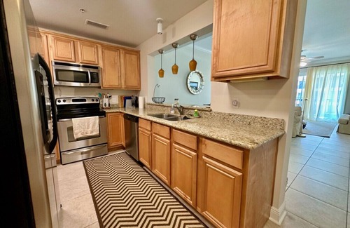 Henderson Point Condo | #523 2 bed poolside unit with majestic beach views