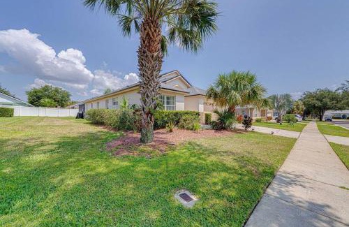Orange Tree House | 545 -Beautiful 4 Bed Home with Sparkling Pool and Games Room