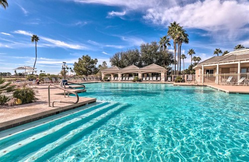 Oakwood House | 55 and Sun Lakes Casa with Patio and Pool Access