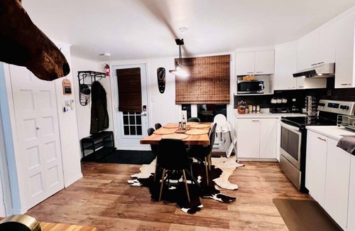 Saint-Leon-de-Standon Apartment | 564A Le Refuge Spa Riviere