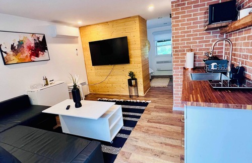 Saint-Leon-de-Standon Apartment | 564B Le Refuge Spa Riviere