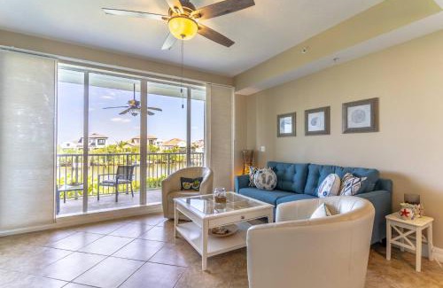 Ruskin House | 577 Little Harbor