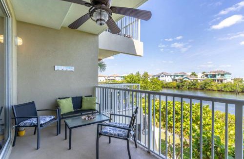Ruskin House | 577 Little Harbor