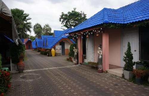 Bang Bon House | 58 Ville Resort