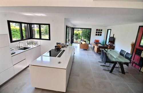 Hardelot-Plage House | 59 GEORGES : House with garden and terrace, 2 bedrooms and office, sleeps 3 to 5.