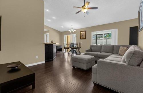 Indian Ridge House | 5Bd 2 Bath with Gameroom & Pool 1 story House