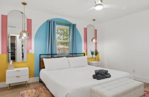 Park Central House | 5BD,2BA Cheerful Retreat with Backyard
