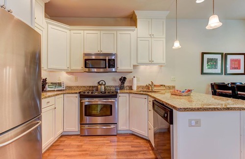 Lake Harmony House | 5bd 3.5bth @ the Slopes & Lake of Big Boulder! Lake Club and Wifi