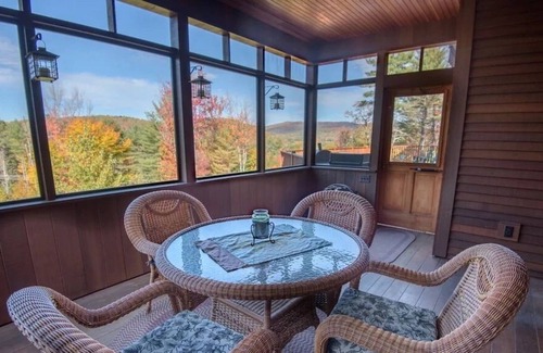 Quechee House | 5BD, 4BT With Stunning Mountain Views, Wet Bar And Game Room