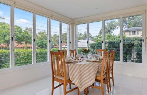 Eight Mile Plains House | 5Beds Luxu Home with Pool and AC Conveniently Located