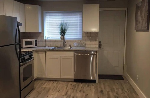 Mount Baker House | 5br 8bed house near airport, downtown & train