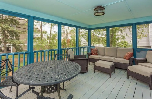 The Glade House | 5BR Beach Home in North Shores: Private Beach, Pool, & Rooftop Deck!