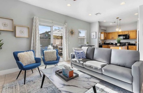 Rhodes Ranch House | 5BR Home w/Hot Tub & Pool Table | Modern Luxury