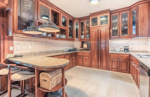 Los Lagos Villa | 5BR villa nearby the beach w/pool in Casa de Campo