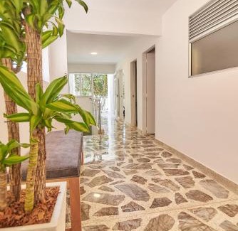 Florida Nueva Apartment | 5STARHOMES - Hermosa casa con terraza en Laureles