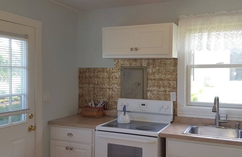 Aquebogue Cottage | 5th of 6 Premier Waterfront Vacation Rentals on Long Island NY in Wine Country of Famed North Fork