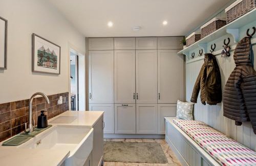 Newton House | 6 Bed in South Queensferry 94359