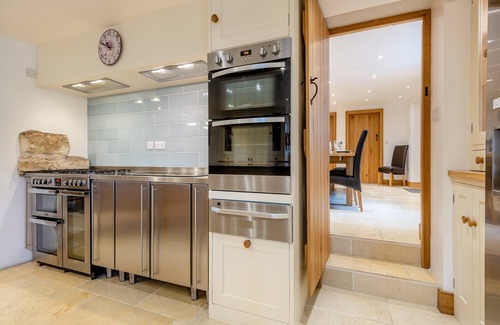 Marnhull Cottage | 6 bedroom accommodation in Marnhull, near Shaftesbury