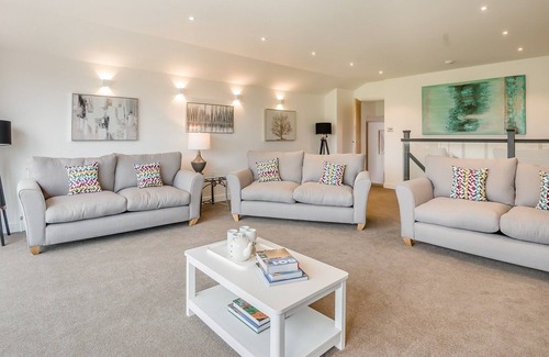 Little Cowarne Cottage | 6 bedroom accommodation in Docklow
