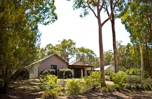 Quorrobolong Villa | 6 Bedroom Australian Bush Villa - Quiet Retreat Stay