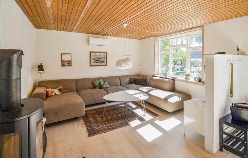 Anholt House | 6 Bedroom Beautiful Home In Anholt