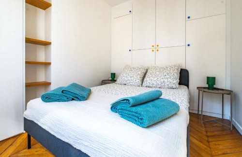 Quartier de Rochechouart Apartment | 6 Guest Flat - Martyrs