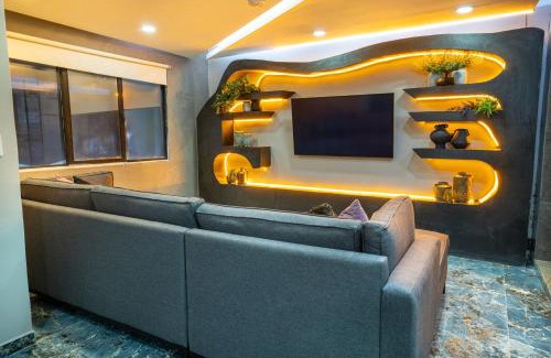 Zona Rosa Apartment | 6 Habitaciones con un Jacuzzi Privado