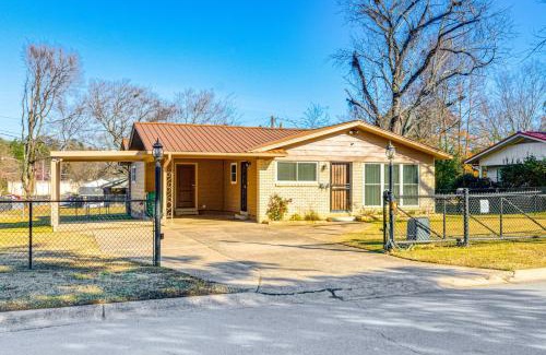 Little Rock House | 6 Mi to Dtwn Charming Home in Little Rock