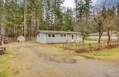 Auburn House | 6 Mi to Lake Meridian Park Auburn Home with Yard