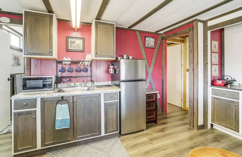 Cottonwood-Verde Village Apartment | 6 Mi to Old Town, Panoramic Views: Cottonwood Gem!