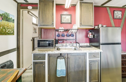 Cottonwood-Verde Village Apartment | 6 Mi to Old Town, Panoramic Views: Cottonwood Gem!