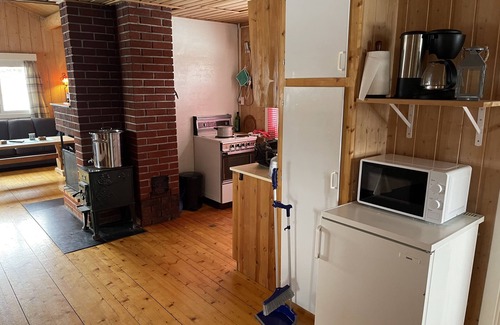 Gol Municipality Ski Chalet | 6 pers. cottage with a fantastic view in the middle of a natural environment.